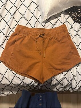 Lululemon Women's Drawstring Shorts in Rust Orange/Brown